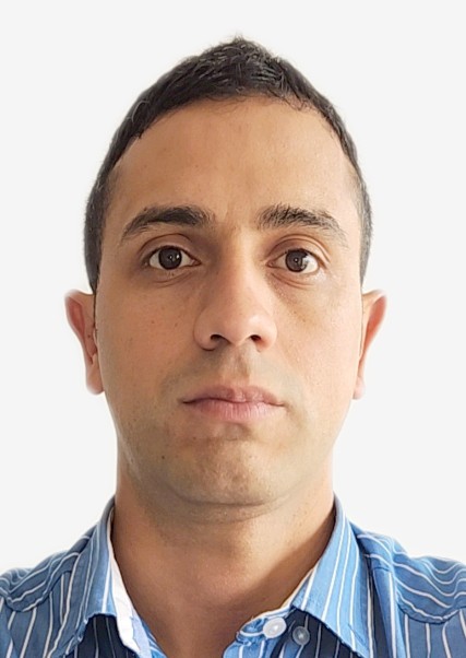 JAVIER AUGUSTO VEGA CABIESES