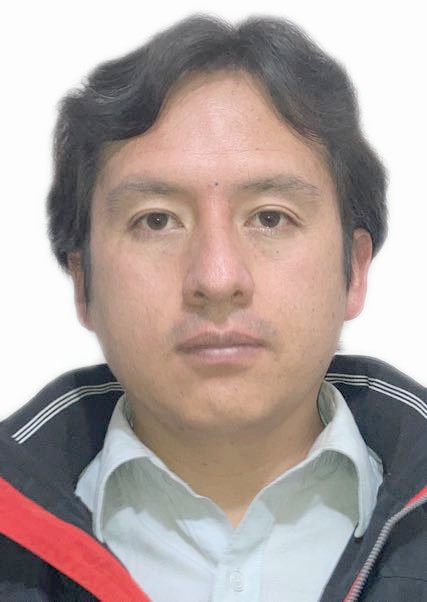 CARLOS RICARDO CUARESMA VILLENA